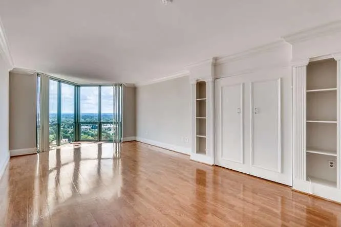 2870 Pharr Court S Unit 2703, Atlanta, Georgia 30305, 1 Bedroom Bedrooms, ,1 BathroomBathrooms,Residential,Sold,2870 Pharr Court S Unit 2703,6071560