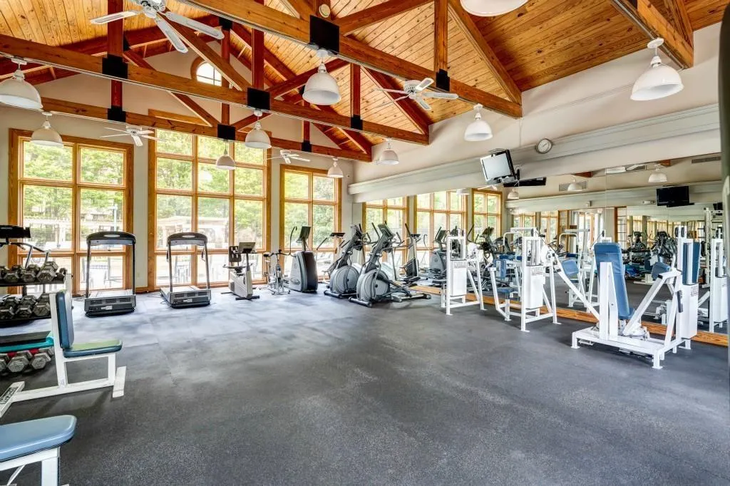 2870 Pharr Court S Unit 2703, Atlanta, Georgia 30305, 1 Bedroom Bedrooms, ,1 BathroomBathrooms,Residential,Sold,2870 Pharr Court S Unit 2703,6071560