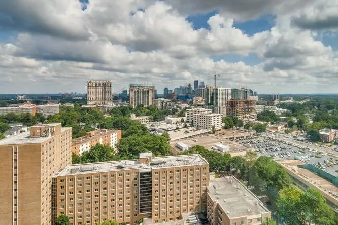 2870 Pharr Court S Unit 2703, Atlanta, Georgia 30305, 1 Bedroom Bedrooms, ,1 BathroomBathrooms,Residential,Sold,2870 Pharr Court S Unit 2703,6071560