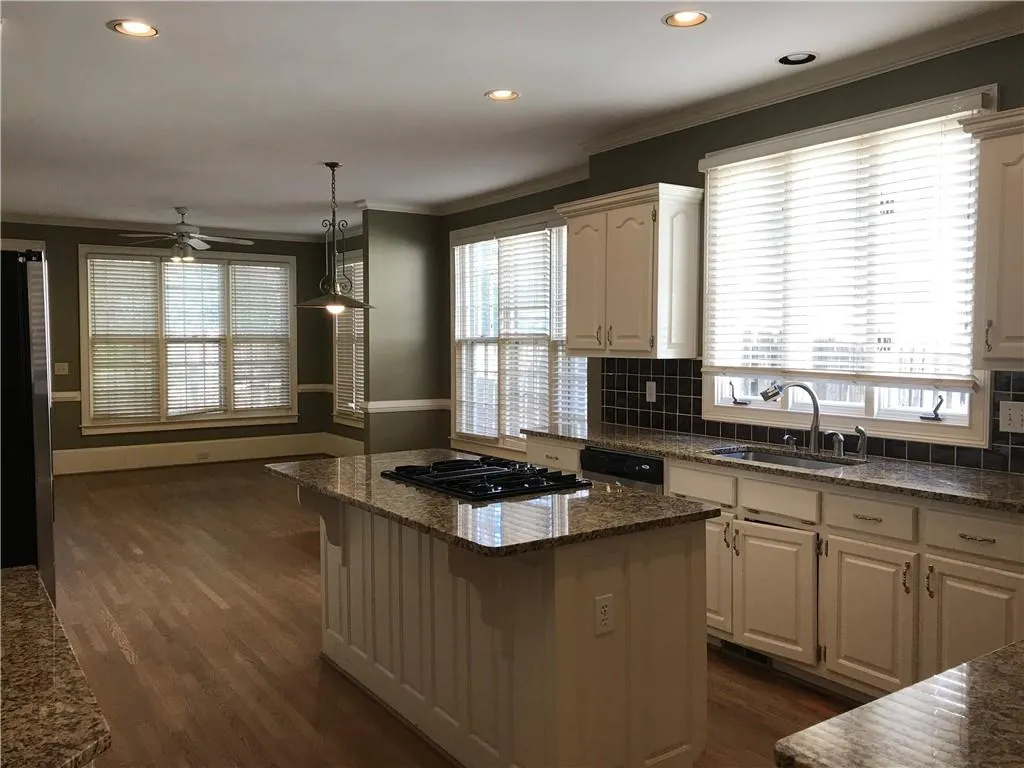 5120 Falcon Chase Lane, Sandy Springs, Georgia 30342, 3 Bedrooms Bedrooms, ,3 BathroomsBathrooms,Residential,Sold,5120 Falcon Chase Lane,6685362