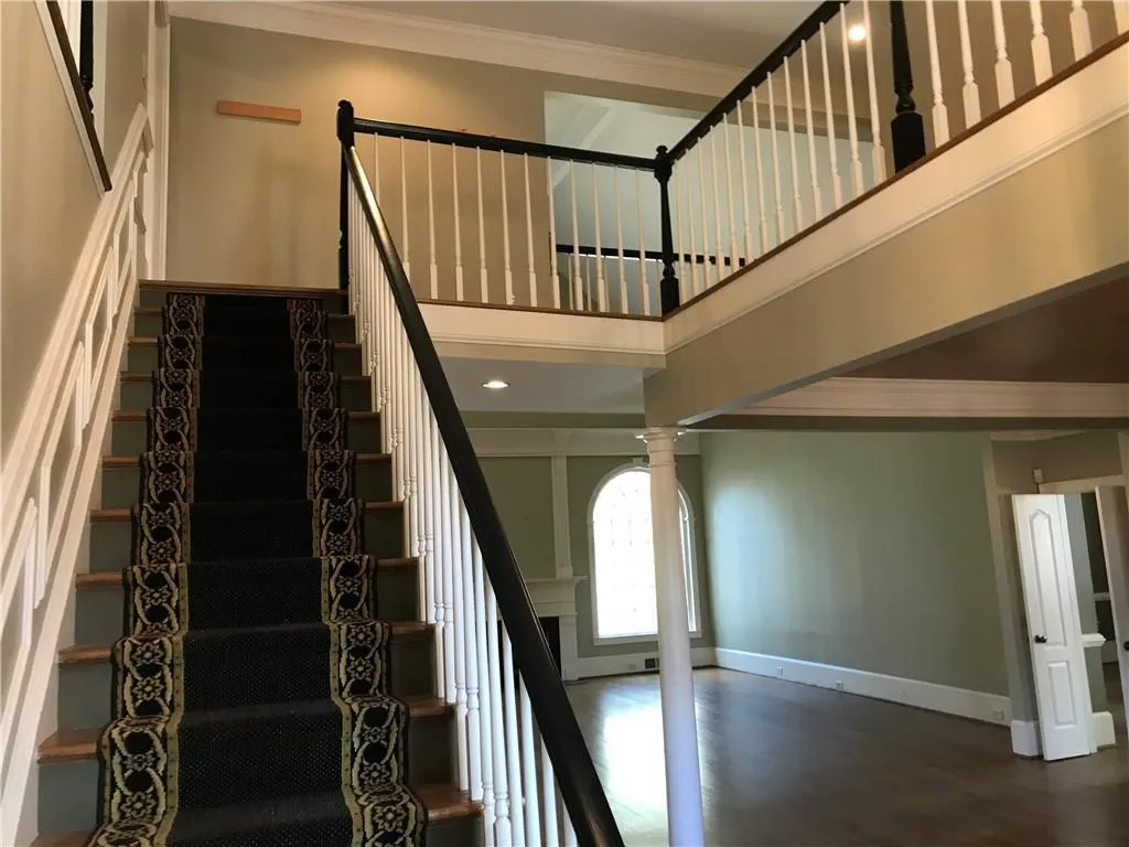 5120 Falcon Chase Lane, Sandy Springs, Georgia 30342, 3 Bedrooms Bedrooms, ,3 BathroomsBathrooms,Residential,Sold,5120 Falcon Chase Lane,6685362