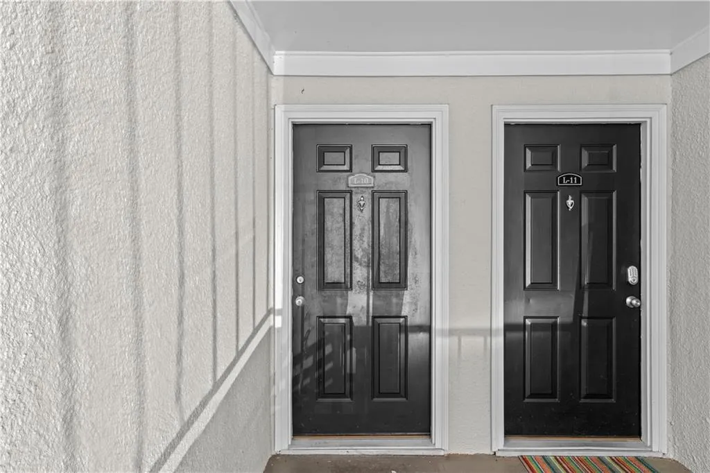 1150 Collier Road Nw Unit 10l, Atlanta, Georgia 30318, 1 Bedroom Bedrooms, ,1 BathroomBathrooms,Residential,For Sale,1150 Collier Road Nw Unit 10l,7595027