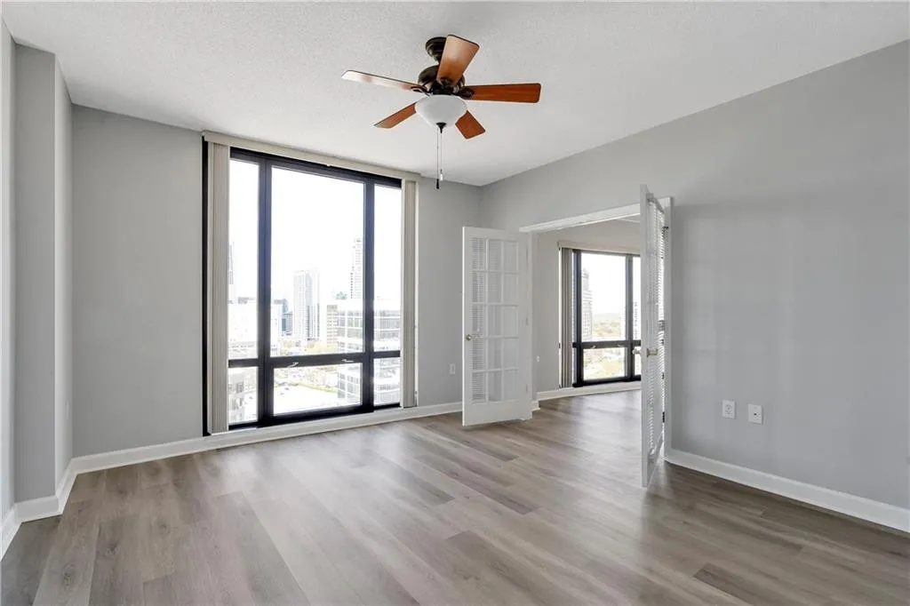 3475 Oak Valley Road Ne Unit 1930, Atlanta, Georgia 30326, 2 Bedrooms Bedrooms, ,2 BathroomsBathrooms,Residential,For Sale,3475 Oak Valley Road Ne Unit 1930,7593251