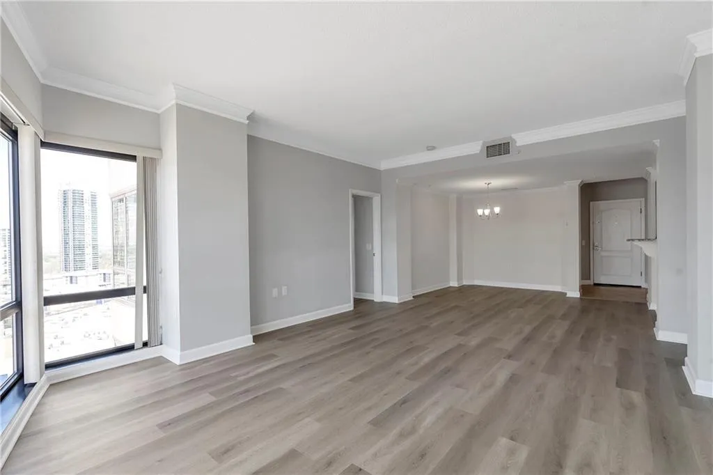 3475 Oak Valley Road Ne Unit 1930, Atlanta, Georgia 30326, 2 Bedrooms Bedrooms, ,2 BathroomsBathrooms,Residential,For Sale,3475 Oak Valley Road Ne Unit 1930,7593251