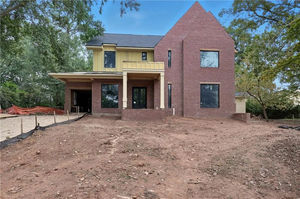 6315 N Hampton Drive, Atlanta, Georgia 30328, 6 Bedrooms Bedrooms, ,6 BathroomsBathrooms,Residential,For Sale,6315 N Hampton Drive,7663703