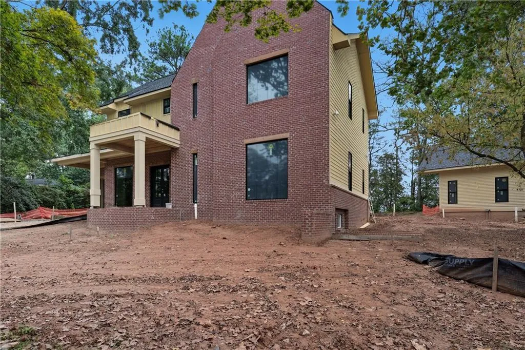 6315 N Hampton Drive, Atlanta, Georgia 30328, 6 Bedrooms Bedrooms, ,6 BathroomsBathrooms,Residential,For Sale,6315 N Hampton Drive,7663703
