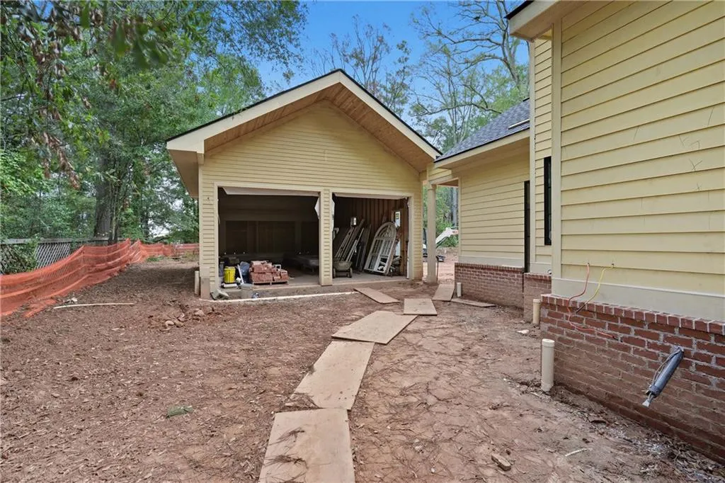 6315 N Hampton Drive, Atlanta, Georgia 30328, 6 Bedrooms Bedrooms, ,6 BathroomsBathrooms,Residential,For Sale,6315 N Hampton Drive,7663703