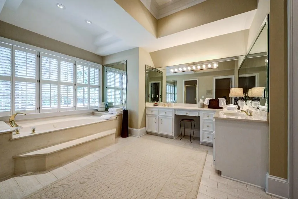 156 Mount Paran Road, Sandy Springs, Georgia 30327, 5 Bedrooms Bedrooms, ,5 BathroomsBathrooms,Residential,Sold,156 Mount Paran Road,5821744 156 Mount Paran Road, Sandy Springs, Georgia 30327, 5 Bedrooms Bedrooms, ,5 BathroomsBathrooms,Residential,Sold,156 Mount Paran Road,5821744