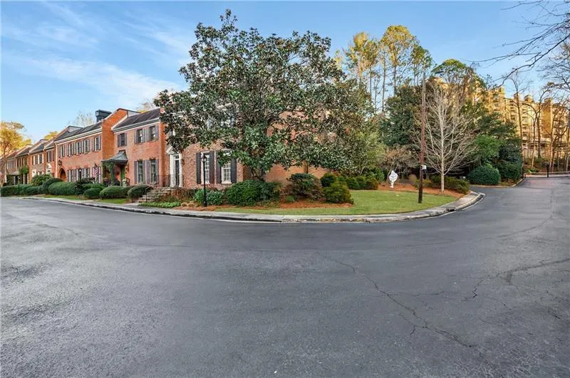 3456 Paces Place Nw, Atlanta, Georgia 30327, 5 Bedrooms Bedrooms, ,4 BathroomsBathrooms,Residential,For Sale,3456 Paces Place Nw,7578136