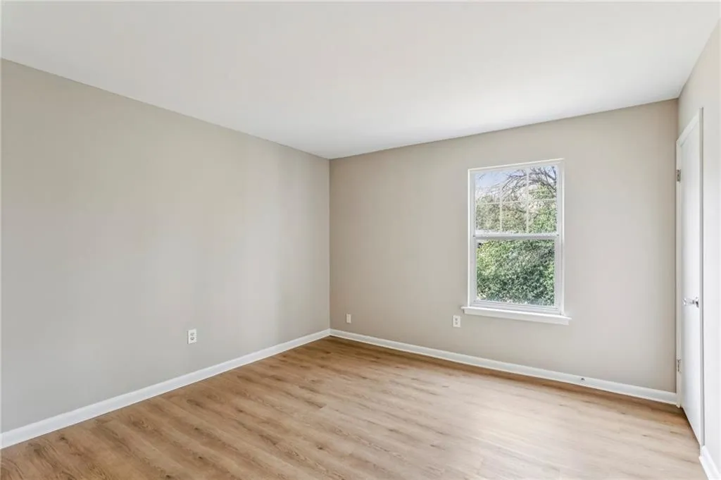 2nd Bedroom with walk in closet