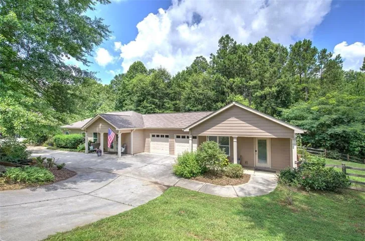 149 Dabbs Bridge Road, Dallas, Georgia 30132