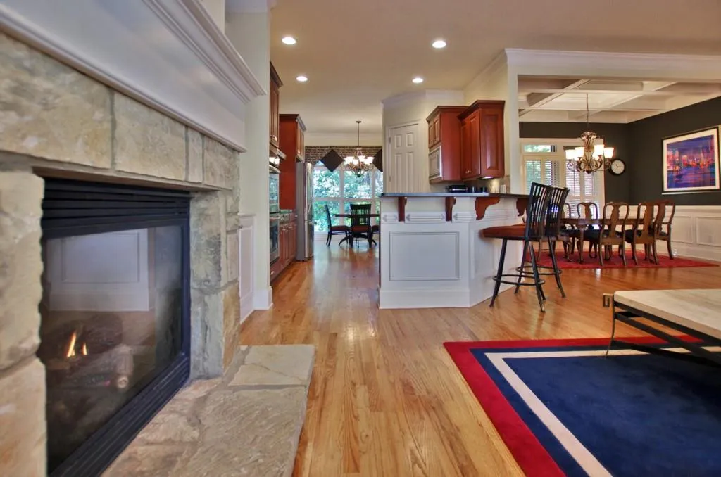 1015 Manorwood Court, Sandy Springs, Georgia 30328, 4 Bedrooms Bedrooms, ,3 BathroomsBathrooms,Residential,Sold,1015 Manorwood Court,5771082