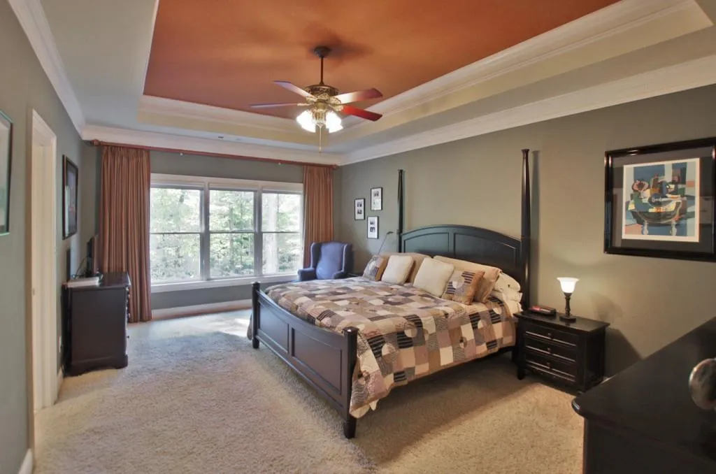 1015 Manorwood Court, Sandy Springs, Georgia 30328, 4 Bedrooms Bedrooms, ,3 BathroomsBathrooms,Residential,Sold,1015 Manorwood Court,5771082