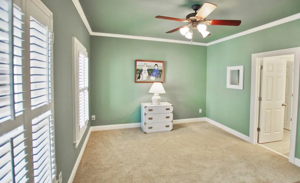 1015 Manorwood Court, Sandy Springs, Georgia 30328, 4 Bedrooms Bedrooms, ,3 BathroomsBathrooms,Residential,Sold,1015 Manorwood Court,5771082