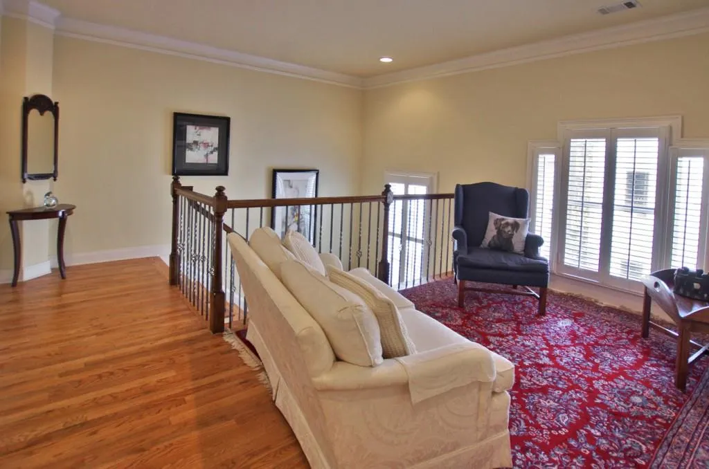 1015 Manorwood Court, Sandy Springs, Georgia 30328, 4 Bedrooms Bedrooms, ,3 BathroomsBathrooms,Residential,Sold,1015 Manorwood Court,5771082