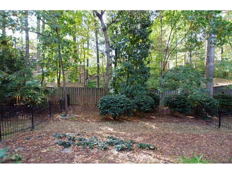 1015 Manorwood Court, Sandy Springs, Georgia 30328, 4 Bedrooms Bedrooms, ,3 BathroomsBathrooms,Residential,Sold,1015 Manorwood Court,5771082