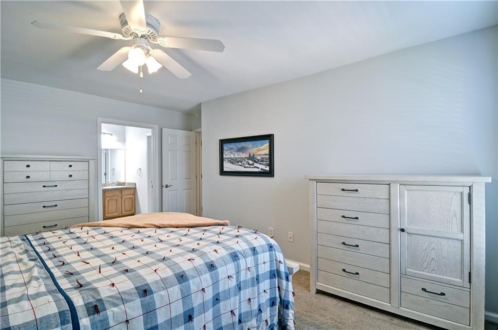 1607 Brighton Point Unit 1607, Sandy Springs, Georgia 30328, 3 Bedrooms Bedrooms, ,2 BathroomsBathrooms,Residential,Sold,1607 Brighton Point Unit 1607,7333402