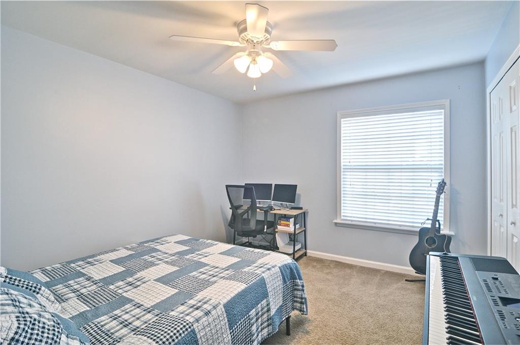 1607 Brighton Point Unit 1607, Sandy Springs, Georgia 30328, 3 Bedrooms Bedrooms, ,2 BathroomsBathrooms,Residential,Sold,1607 Brighton Point Unit 1607,7333402