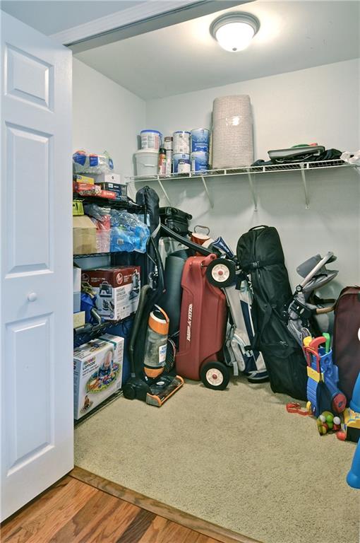 1607 Brighton Point Unit 1607, Sandy Springs, Georgia 30328, 3 Bedrooms Bedrooms, ,2 BathroomsBathrooms,Residential,Sold,1607 Brighton Point Unit 1607,7333402