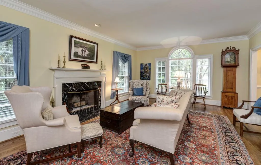 5240 Woodridge Forest Trail Nw, Sandy Springs, Georgia 30327, 5 Bedrooms Bedrooms, ,6 BathroomsBathrooms,Residential,Sold,5240 Woodridge Forest Trail Nw,5901019