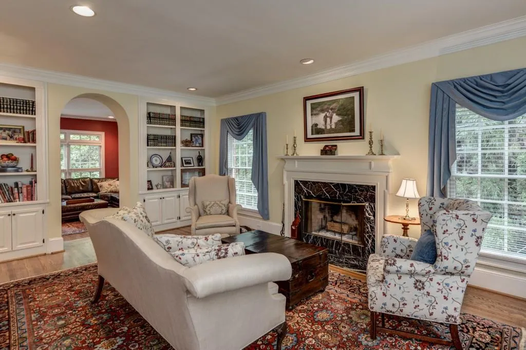 5240 Woodridge Forest Trail Nw, Sandy Springs, Georgia 30327, 5 Bedrooms Bedrooms, ,6 BathroomsBathrooms,Residential,Sold,5240 Woodridge Forest Trail Nw,5901019