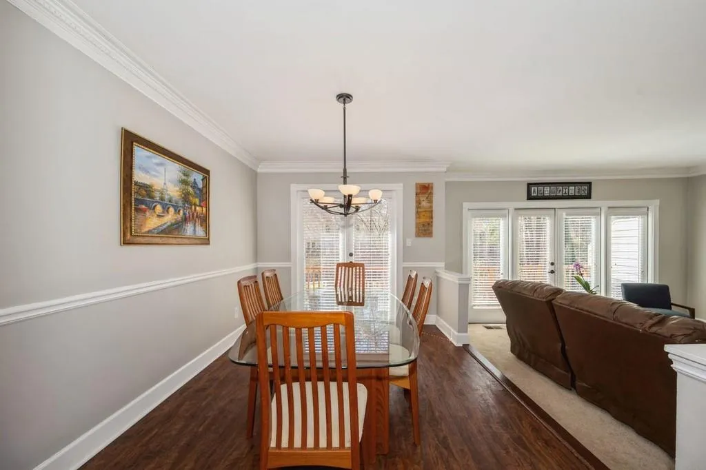 52 Huntington Place Drive, Sandy Springs, Georgia 30350, 3 Bedrooms Bedrooms, ,2 BathroomsBathrooms,Residential,Sold,52 Huntington Place Drive,6848166