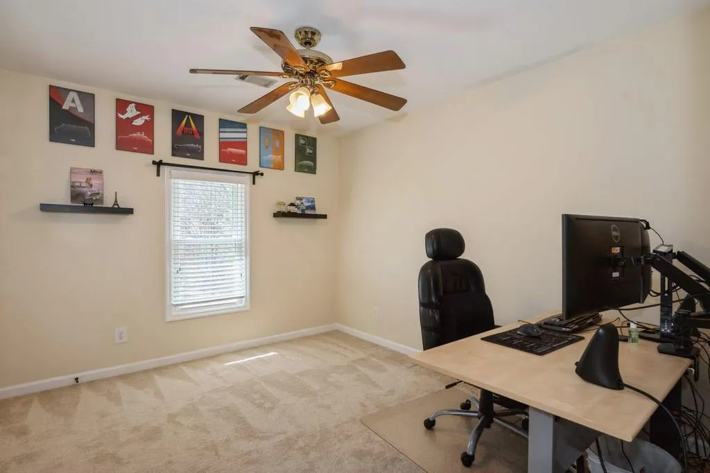 52 Huntington Place Drive, Sandy Springs, Georgia 30350, 3 Bedrooms Bedrooms, ,2 BathroomsBathrooms,Residential,Sold,52 Huntington Place Drive,6848166