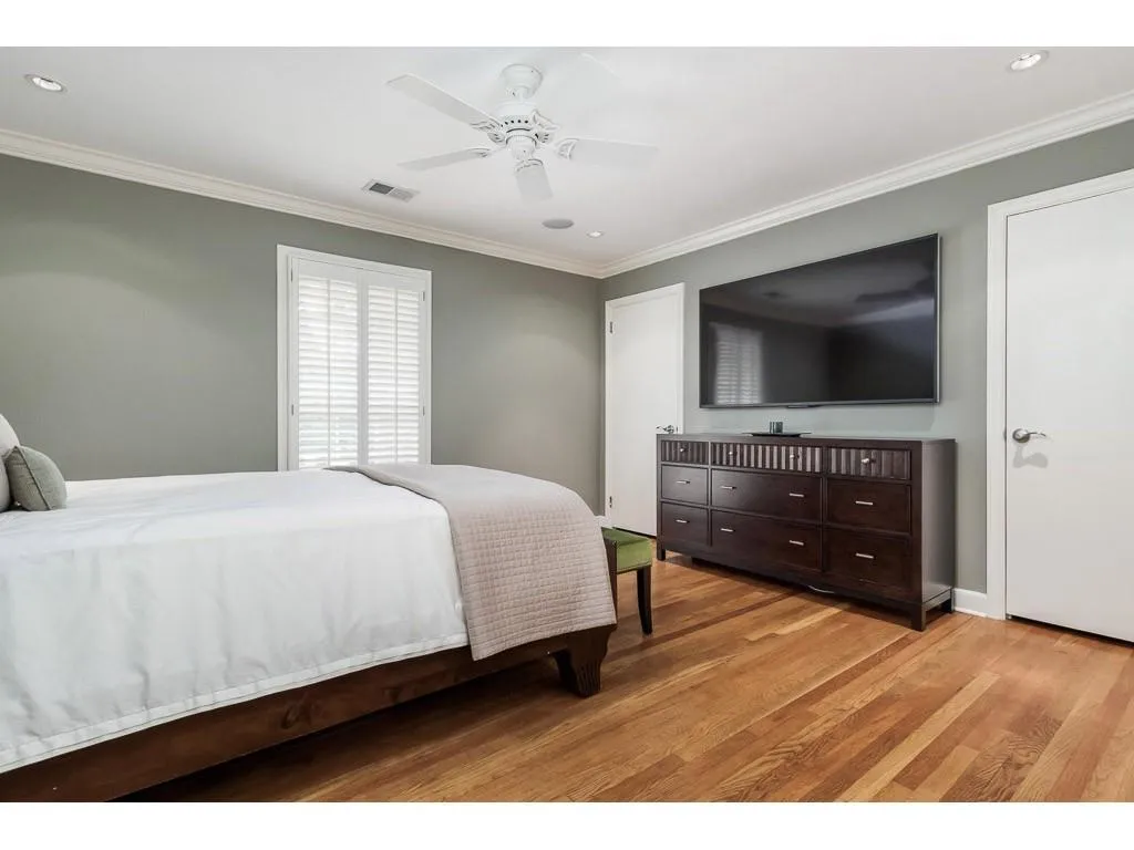 10 Wyndham Drive, Sandy Springs, Georgia 30328, 5 Bedrooms Bedrooms, ,3 BathroomsBathrooms,Residential,Sold,10 Wyndham Drive,6067349