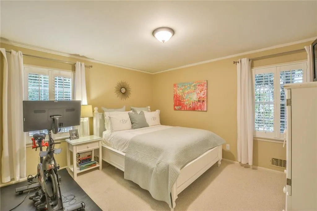 6840 Wright Road, Sandy Springs, Georgia 30328, 4 Bedrooms Bedrooms, ,3 BathroomsBathrooms,Residential,Sold,6840 Wright Road,6576622