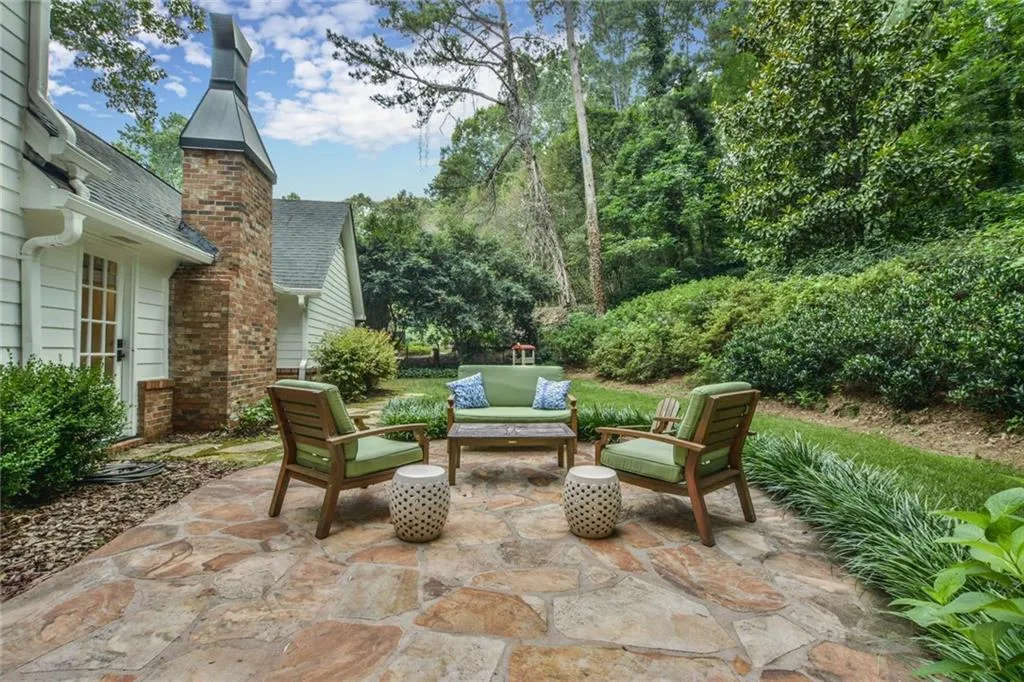 6840 Wright Road, Sandy Springs, Georgia 30328, 4 Bedrooms Bedrooms, ,3 BathroomsBathrooms,Residential,Sold,6840 Wright Road,6576622