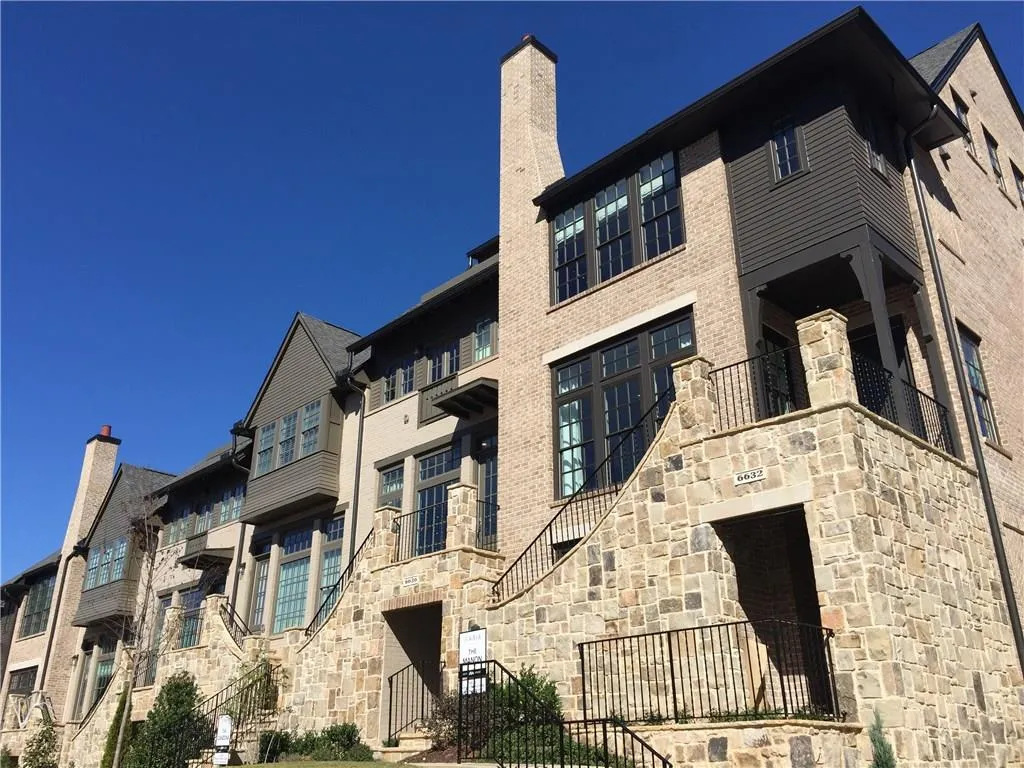 6604 Cadence Boulevard Unit 103, Sandy Springs, Georgia 30328, 3 Bedrooms Bedrooms, ,3 BathroomsBathrooms,Residential,Sold,6604 Cadence Boulevard Unit 103,6096358