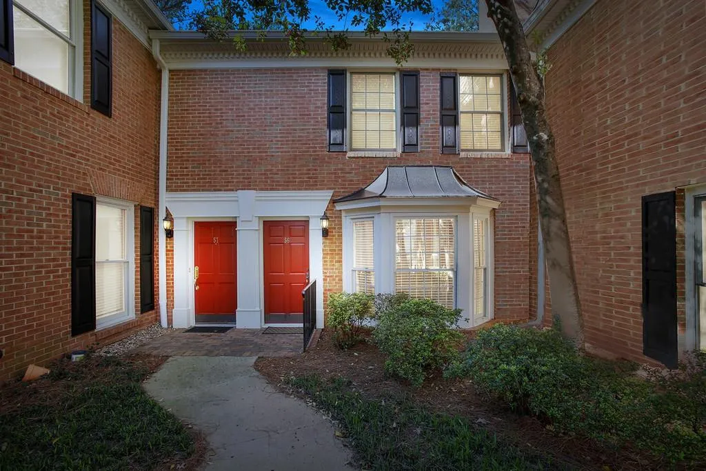 56 Mount Vernon Circle, Atlanta, Georgia 30338, 2 Bedrooms Bedrooms, ,2 BathroomsBathrooms,Residential,Sold,56 Mount Vernon Circle,6528302