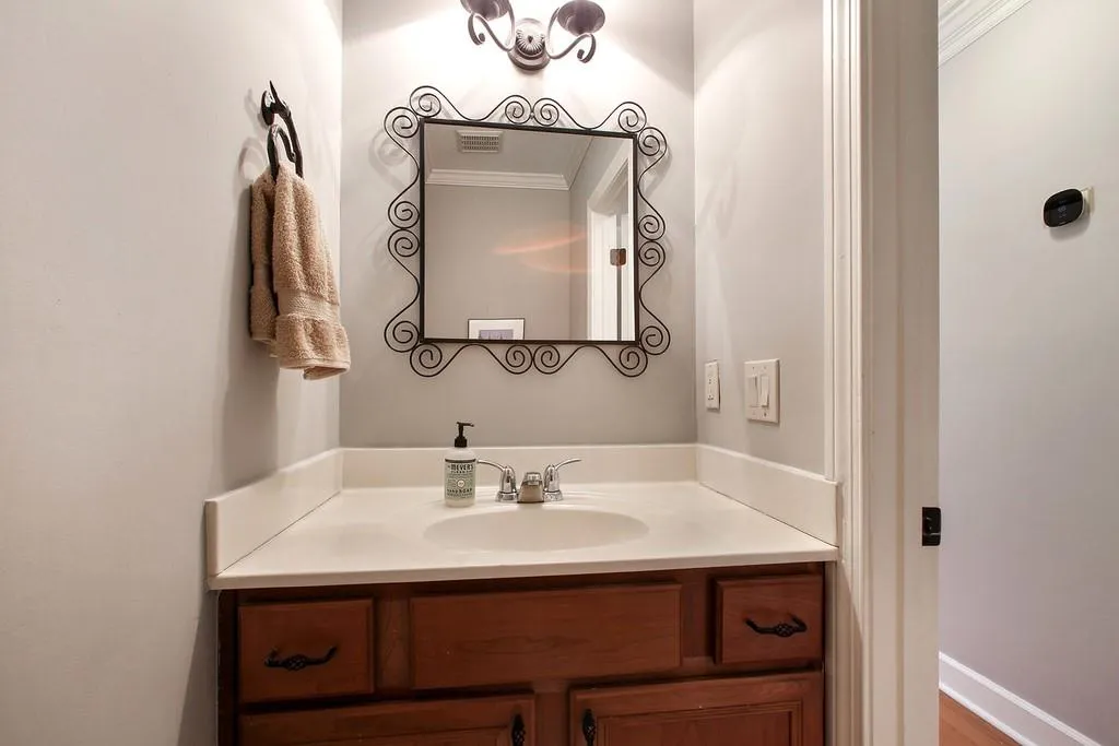 56 Mount Vernon Circle, Atlanta, Georgia 30338, 2 Bedrooms Bedrooms, ,2 BathroomsBathrooms,Residential,Sold,56 Mount Vernon Circle,6528302