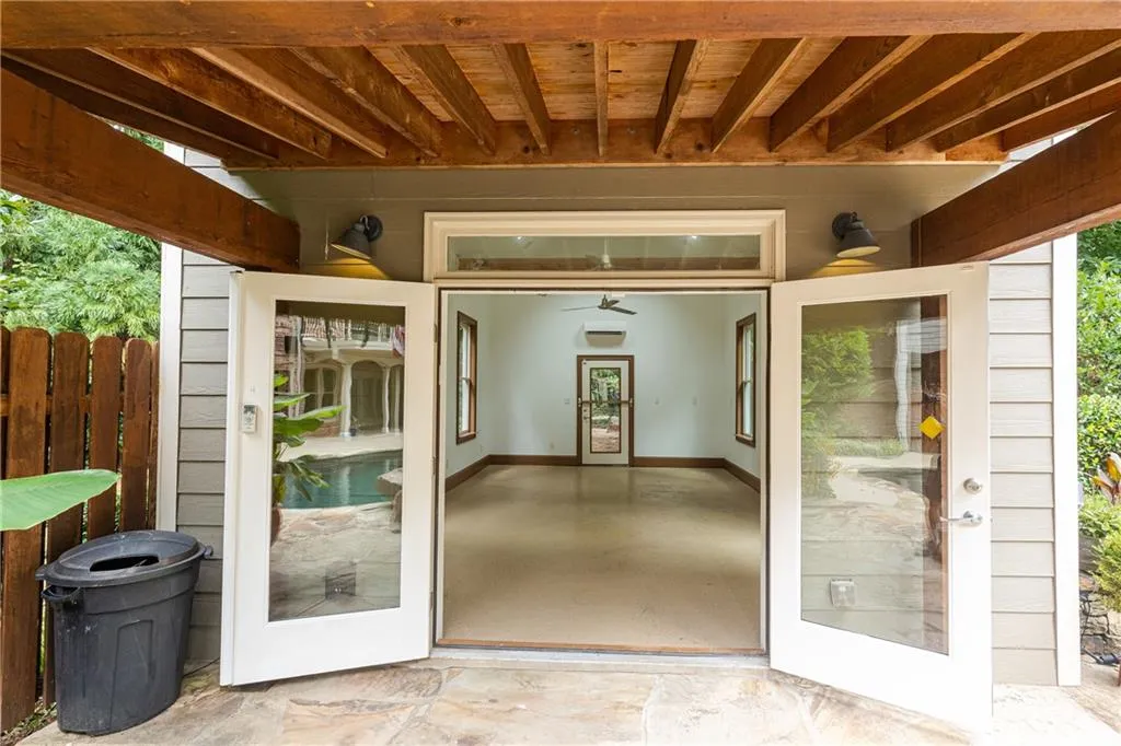 4959 Northland Drive, Sandy Springs, Georgia 30342, 6 Bedrooms Bedrooms, ,6 BathroomsBathrooms,Residential,Sold,4959 Northland Drive,7096293