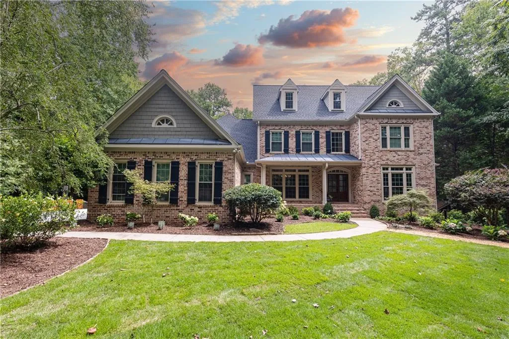 4959 Northland Drive, Sandy Springs, Georgia 30342, 6 Bedrooms Bedrooms, ,6 BathroomsBathrooms,Residential,Sold,4959 Northland Drive,7096293