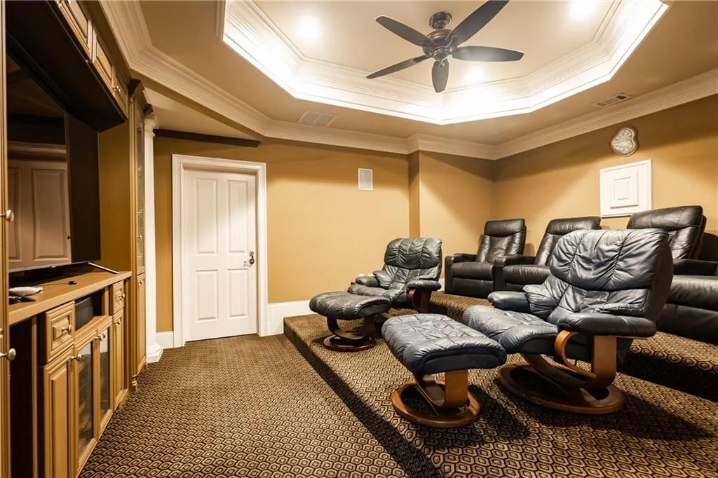 4959 Northland Drive, Sandy Springs, Georgia 30342, 6 Bedrooms Bedrooms, ,6 BathroomsBathrooms,Residential,Sold,4959 Northland Drive,7096293