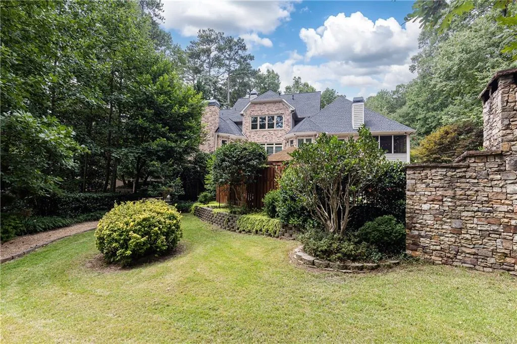 4959 Northland Drive, Sandy Springs, Georgia 30342, 6 Bedrooms Bedrooms, ,6 BathroomsBathrooms,Residential,Sold,4959 Northland Drive,7096293