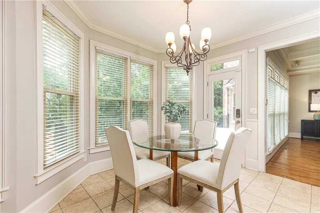 4959 Northland Drive, Sandy Springs, Georgia 30342, 6 Bedrooms Bedrooms, ,6 BathroomsBathrooms,Residential,Sold,4959 Northland Drive,7096293