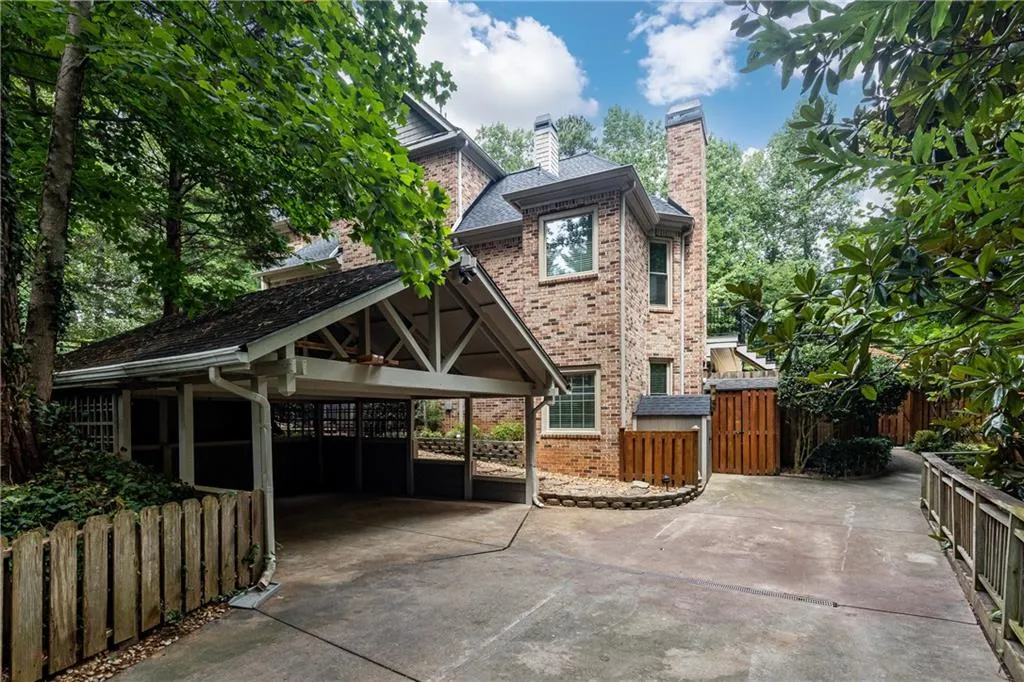 4959 Northland Drive, Sandy Springs, Georgia 30342, 6 Bedrooms Bedrooms, ,6 BathroomsBathrooms,Residential,Sold,4959 Northland Drive,7096293