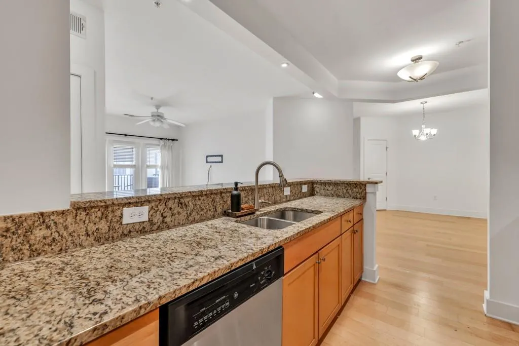 799 Hammond Drive Unit 314, Atlanta, Georgia 30328, 2 Bedrooms Bedrooms, ,2 BathroomsBathrooms,Residential,For Sale,799 Hammond Drive Unit 314,7563736