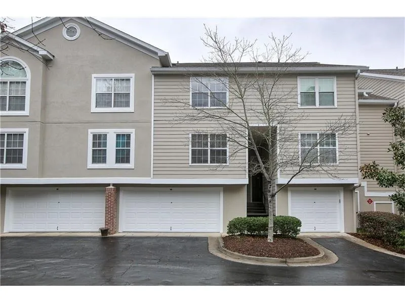 4248 River Green Drive Nw Unit 303, Atlanta, Georgia 30327, 2 Bedrooms Bedrooms, ,2 BathroomsBathrooms,Residential,Sold,4248 River Green Drive Nw Unit 303,5947148