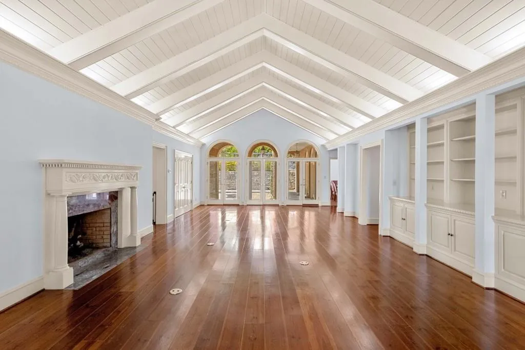 631 Fairfield Road Nw, Atlanta, Georgia 30327, 7 Bedrooms Bedrooms, ,9 BathroomsBathrooms,Residential,For Sale,631 Fairfield Road Nw,7549068