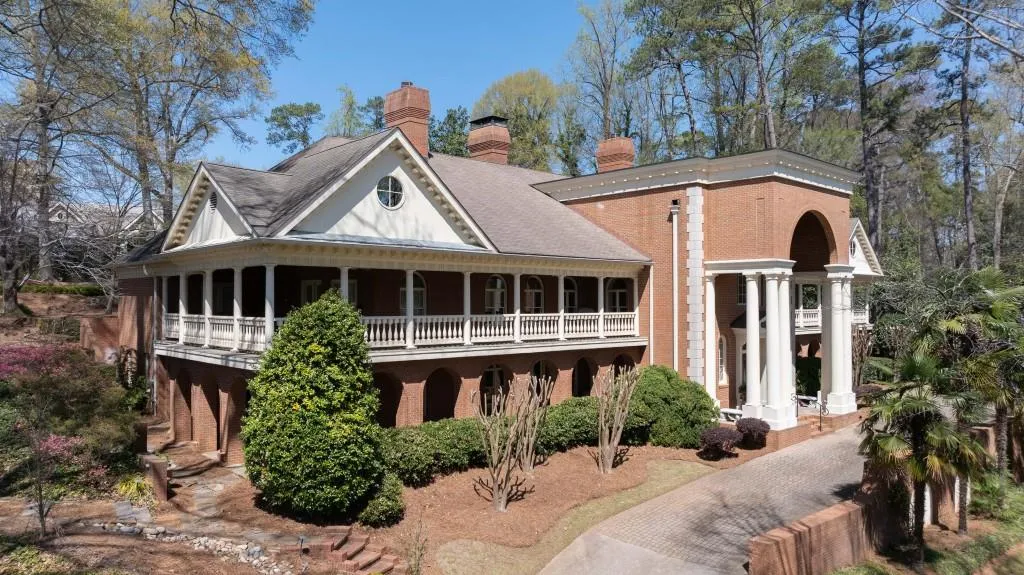 631 Fairfield Road Nw, Atlanta, Georgia 30327, 7 Bedrooms Bedrooms, ,9 BathroomsBathrooms,Residential,For Sale,631 Fairfield Road Nw,7549068