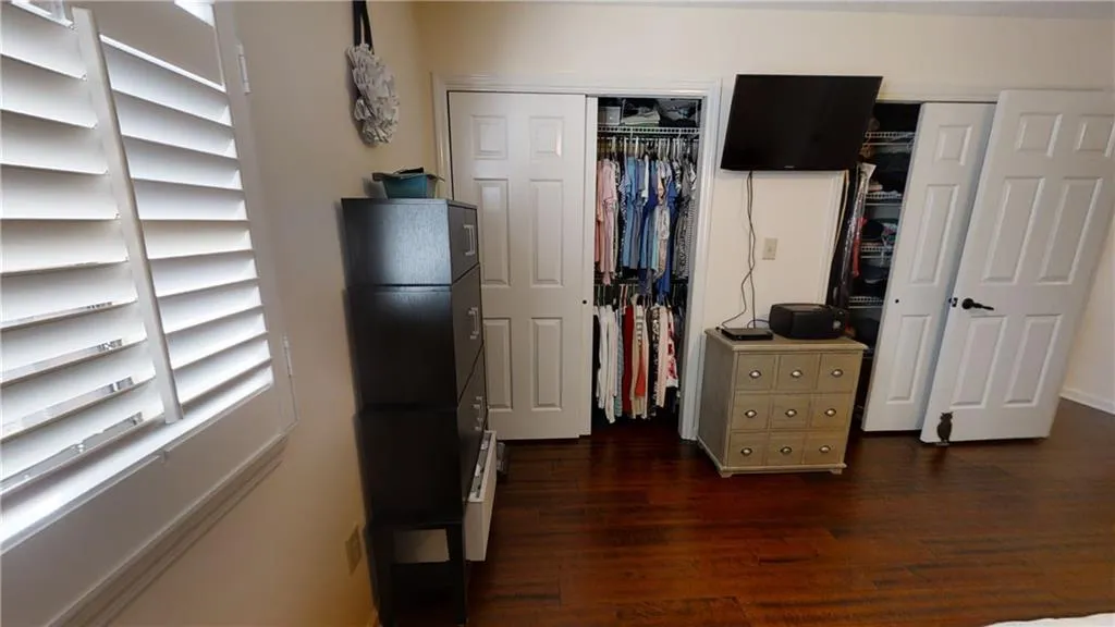 300 Johnson Ferry Road Ne Unit A401, Sandy Springs, Georgia 30328, 1 Bedroom Bedrooms, ,1 BathroomBathrooms,Residential,Sold,300 Johnson Ferry Road Ne Unit A401,6797513