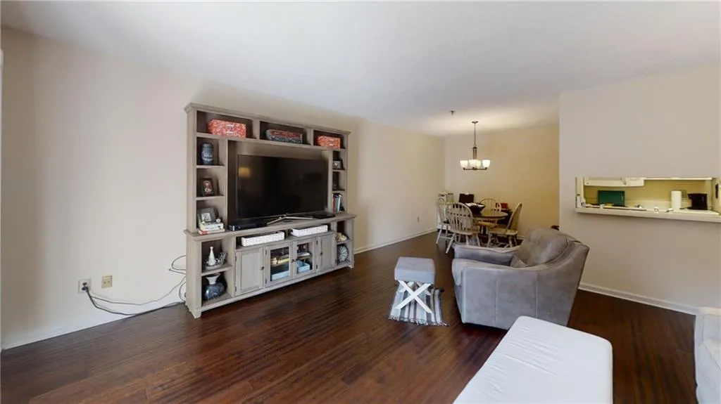 300 Johnson Ferry Road Ne Unit A401, Sandy Springs, Georgia 30328, 1 Bedroom Bedrooms, ,1 BathroomBathrooms,Residential,Sold,300 Johnson Ferry Road Ne Unit A401,6797513