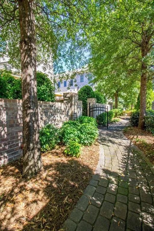 3681 Brookhaven Manor Crossing Ne, Atlanta, Georgia 30319, 4 Bedrooms Bedrooms, ,4 BathroomsBathrooms,Residential,Sold,3681 Brookhaven Manor Crossing Ne,5758965