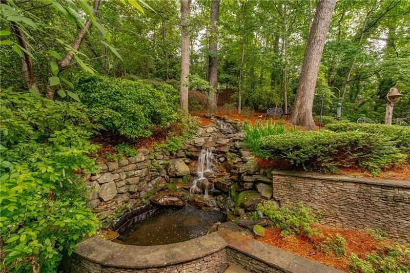 45 Cameron Glen Drive, Sandy Springs, Georgia 30328, 5 Bedrooms Bedrooms, ,5 BathroomsBathrooms,Residential,Sold,45 Cameron Glen Drive,7221475