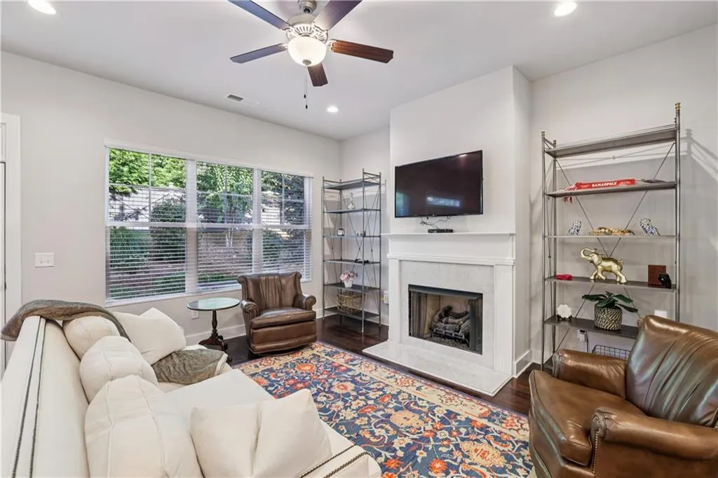 5726 Taylor Way, Atlanta, Georgia 30342, 3 Bedrooms Bedrooms, ,2 BathroomsBathrooms,Residential,For Sale,5726 Taylor Way,7651823