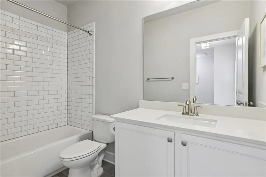 5726 Taylor Way, Atlanta, Georgia 30342, 3 Bedrooms Bedrooms, ,2 BathroomsBathrooms,Residential,For Sale,5726 Taylor Way,7651823