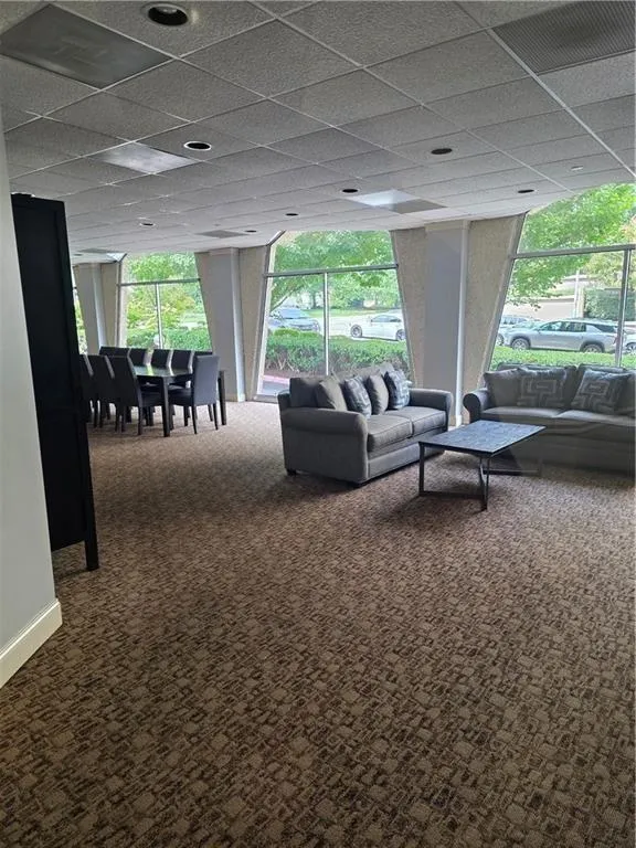 2479 Peachtree Road Ne Unit 809, Atlanta, Georgia 30305, 1 Bedroom Bedrooms, ,1 BathroomBathrooms,Residential,For Sale,2479 Peachtree Road Ne Unit 809,7653780